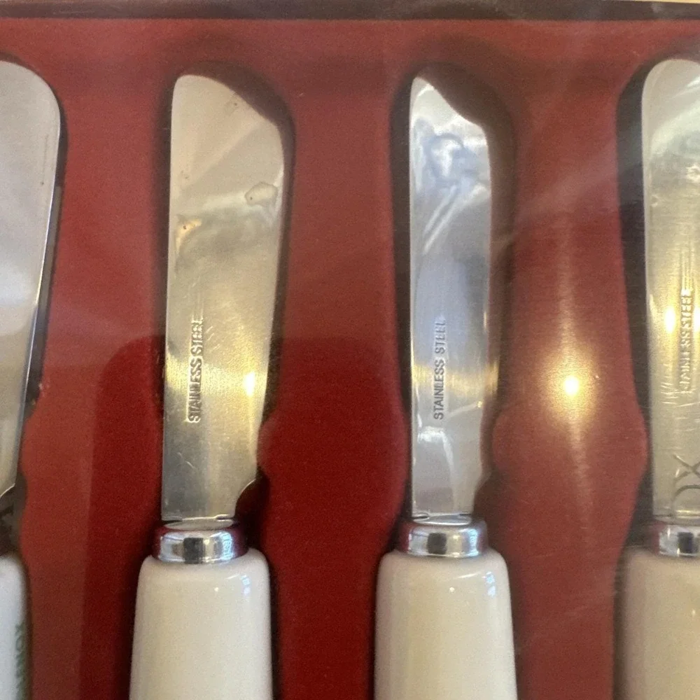 LENOX HOLIDAY Holly & Berry Butter Cheese Spreader Knives Knife Set of 4 Mint